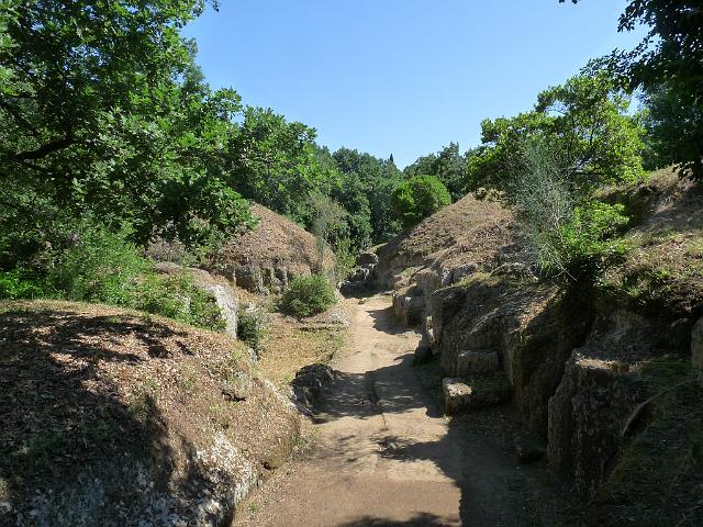 (9) Cerveteri - Via Principale.JPG